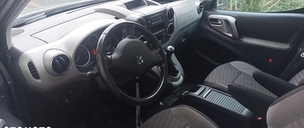 Peugeot Partner cena 10900 przebieg: 239000, rok produkcji 2009 z Szczecinek małe 79